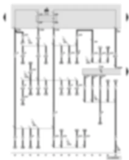 Wiring Diagram  AUDI Q7 2012 - Engine control unit - terminal 30 voltage supply relay