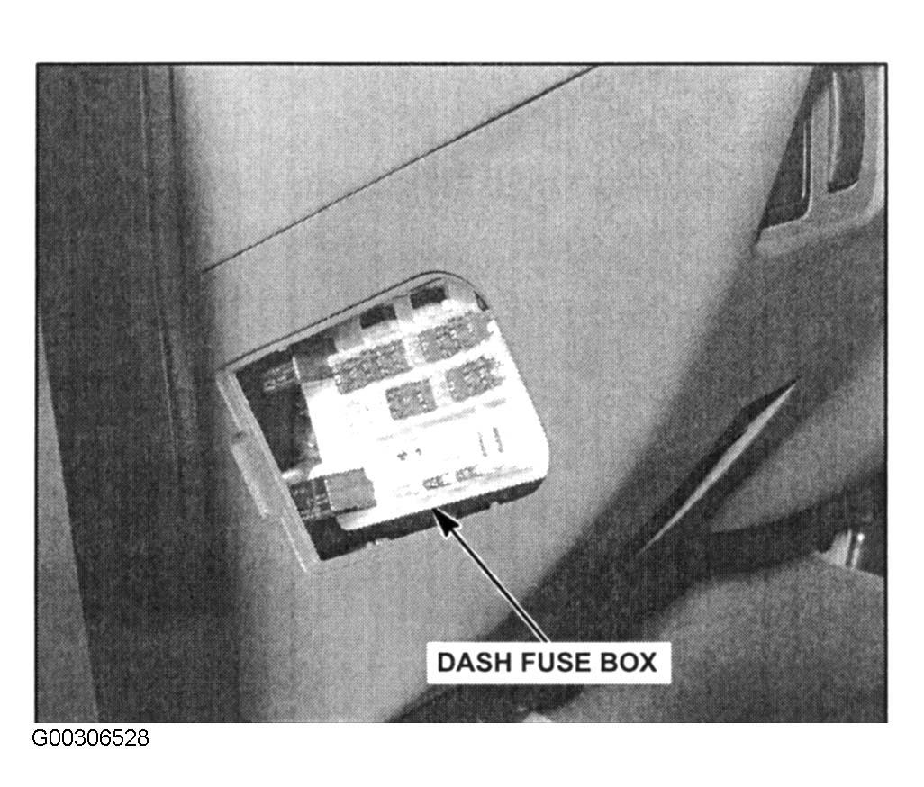 Honda Passport EX 2001 - Component Locations -  Locating Drivers Under-Dash Fuse/Relay Box