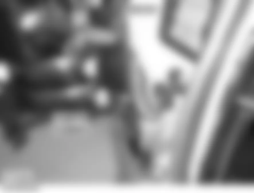 Land Rover LR3 HSE 2006 - Component Locations -  Left Rear Of Vehicle