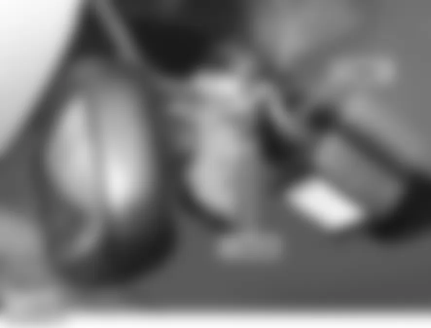 Land Rover LR3 HSE 2006 - Component Locations -  Top Of Windshield