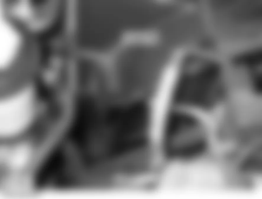 Land Rover LR3 HSE 2006 - Component Locations -  Center Front Of Engine Compartment