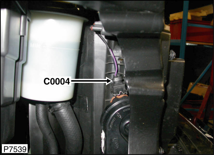 Land Rover Range Rover Sport HSE 2007 - Component Locations -  Right Front Of Engine Compartment