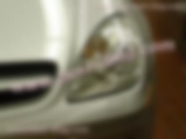 Где находится  E1e3 - Левый стояночный и стояночный фонарь - для Mercedes-Benz SLK-class (R171) 2004—2011