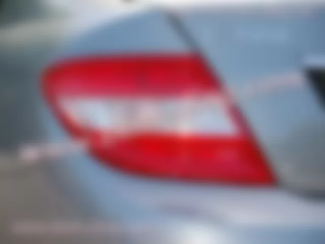 Где находится  E3e9 - Левый стоп-сигнал, задний фонарь и стояночный фонарь - для Mercedes-Benz C-class (W204) 2007—2014