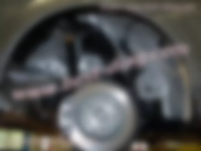 Где находится  Y58/4 - Запорный клапан фильтра с активированным углем - для Mercedes-Benz C-class (W204) 2007—2014