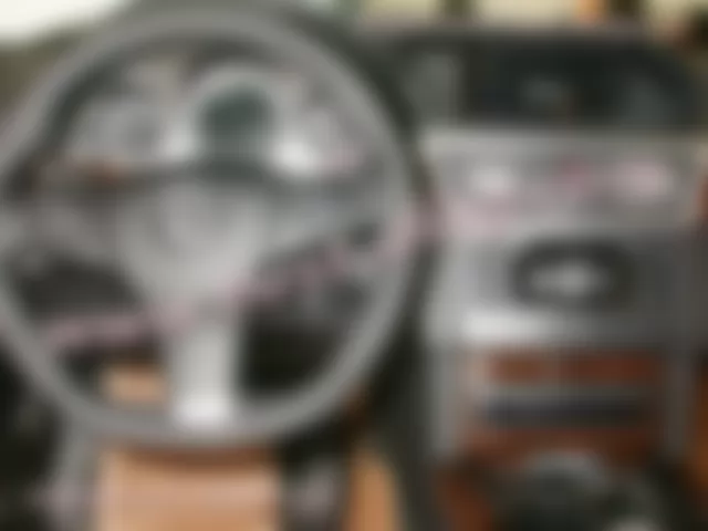 Где находится  A2/56 - Радио с автопилотом - для Mercedes-Benz E-class (W212) 2009—2016