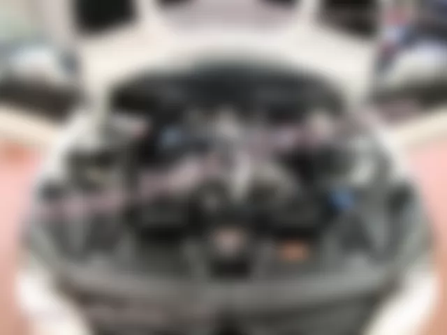 Где находится  R2/1 - Нагреватель форсунки - для Mercedes-Benz CLS-class (C218) 2010—2018
