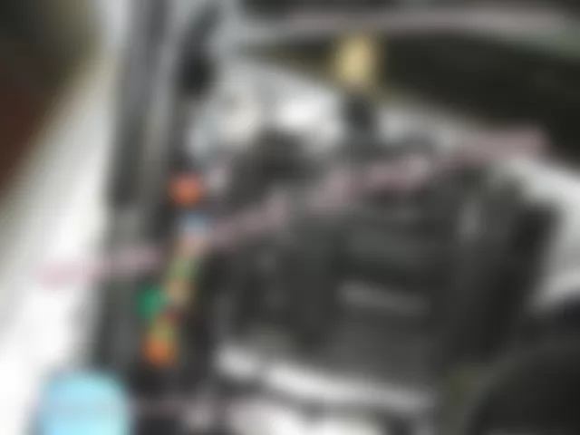 Где находится  X64/3 - Разъем парковочного обогревателя стеклоочистителя - для Mercedes-Benz SL-class (R230) 2001—2011