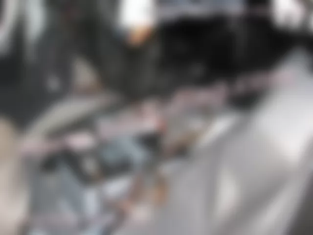Где находится  B95 - Датчик батареи - для Smart Fortwo (W451) 2007–2014