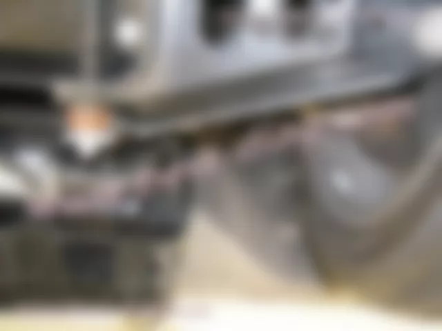 Где находится  E5/2 - Правая противотуманная фара - для Smart Fortwo (W451) 2007–2014