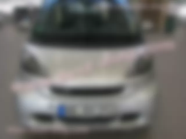 Где находится  B12 - Датчик давления хладагента - для Smart Fortwo (W451) 2007–2014