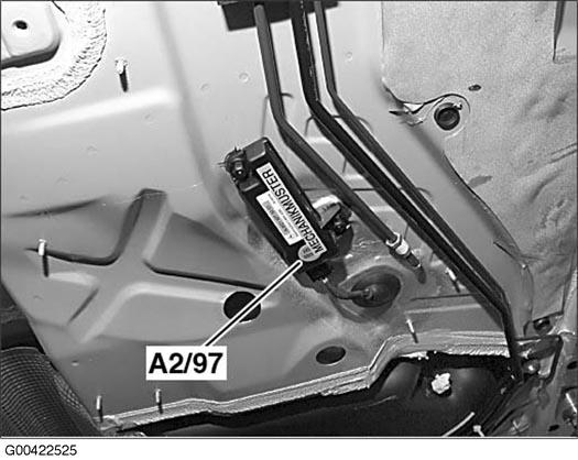 Mercedes-Benz E350 4Matic 2007 - Component Locations -  Rear Underside Of Vehicle