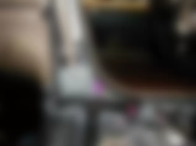 Mercedes-Benz R320 2007 - Component Locations - Left B Pillar (Right Similar)