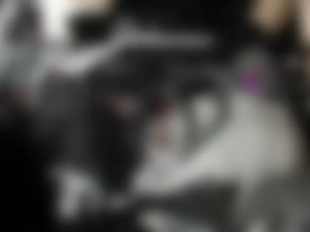 Mercedes-Benz R320 2007 - Component Locations - Left C Pillar (Right Similar)