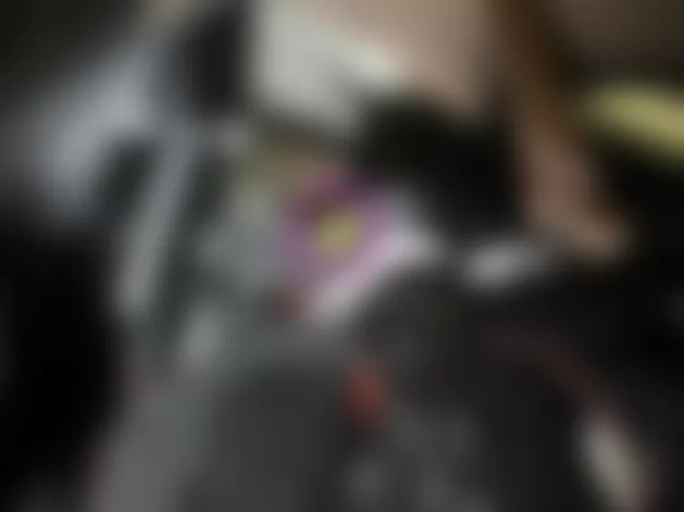 Mercedes-Benz R320 2007 - Component Locations - Left D Pillar (Right Similar)