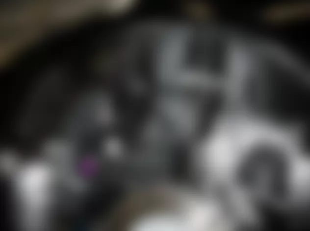 Mercedes-Benz R320 2007 - Component Locations - Left Front Wheelwell