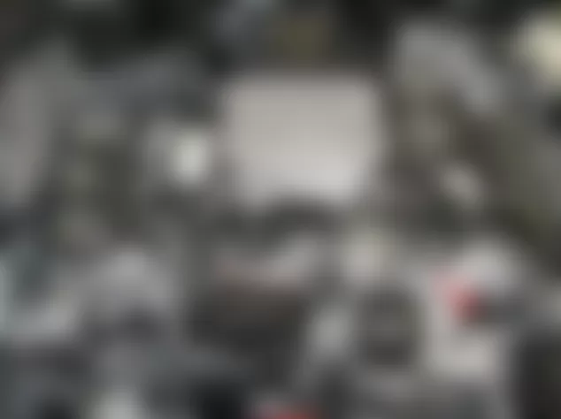 Mercedes-Benz R320 2007 - Component Locations - Front Of Engine (M272)