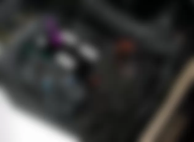 Mercedes-Benz R63 2007 - Component Locations - Right Rear Footwell