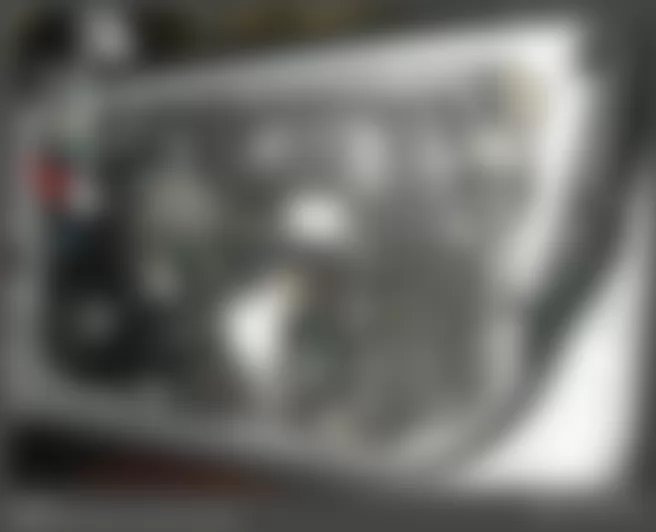 Mercedes-Benz S550 2007 - Component Locations -  Identifying Right Front Control Module