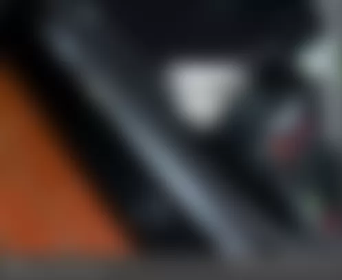 Mercedes-Benz S550 2007 - Component Locations -  Under Left Rear Seat