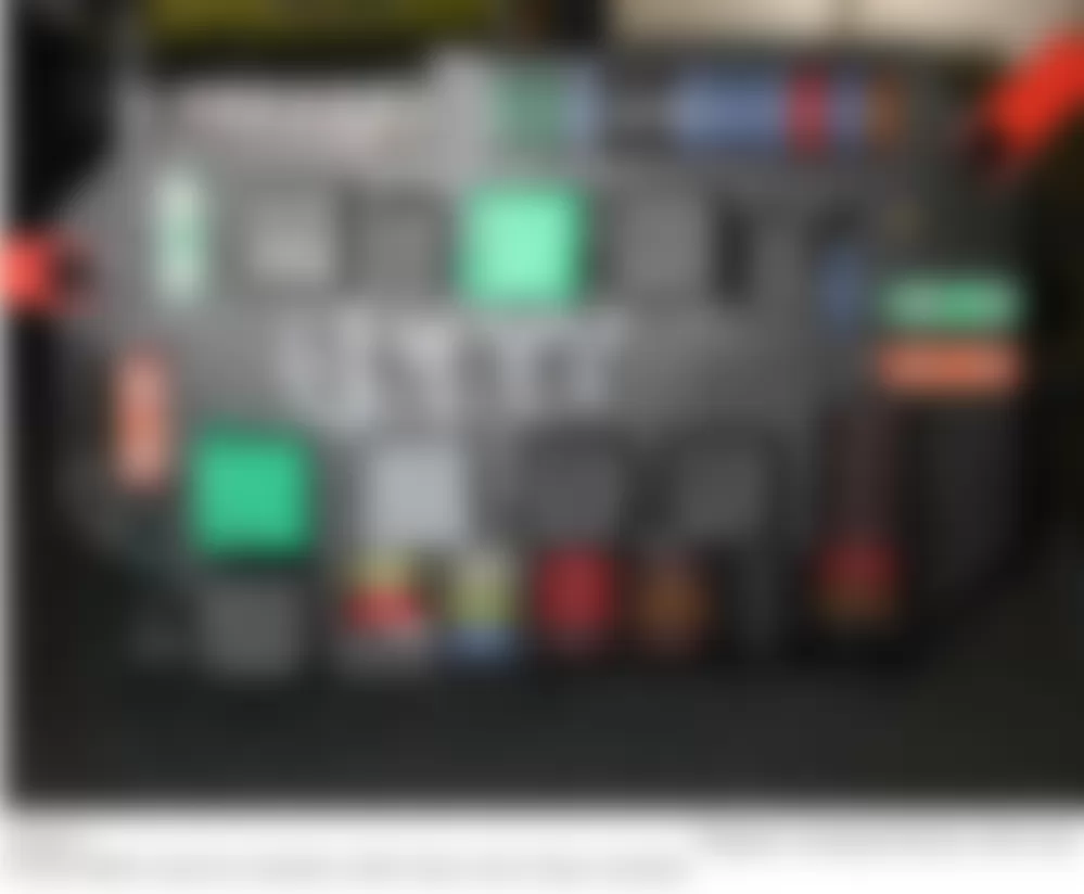 Mercedes-Benz S600 2008 - Component Locations - Front SAM Control Module