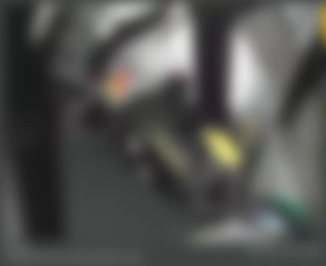 Mercedes-Benz S600 2008 - Component Locations - Identifying Left Rear Window Airbag Squib