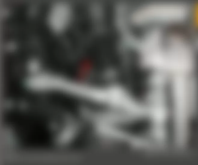 Mercedes-Benz S63 2008 - Component Locations -  Identifying R/F Axle Damping Valve Unit