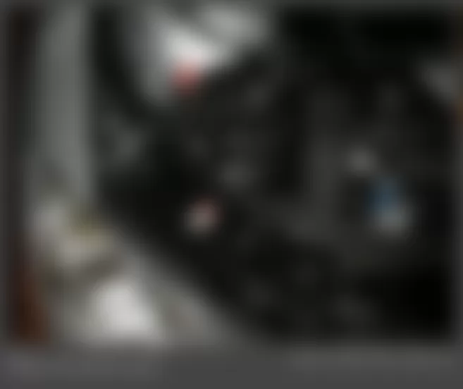 Mercedes-Benz S63 2008 - Component Locations -  Identifying Coolant Level Switch