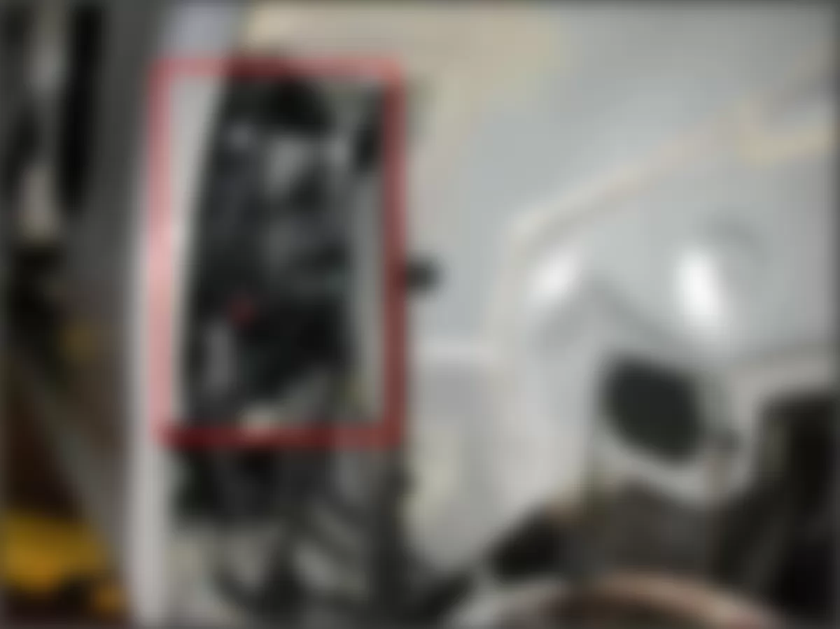 Mercedes-Benz SL600 2008 - Component Locations - Left Rear Wheelwell