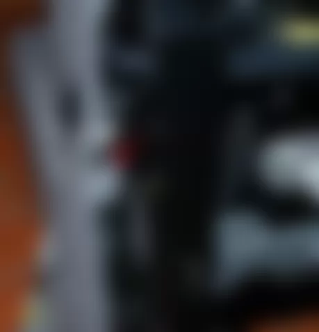 Mercedes-Benz C300 4Matic 2009 - Component Locations -  Under Front Passengers Seat