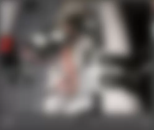 Mercedes-Benz GL450 2009 - Component Locations -  Under Right Rear Seat