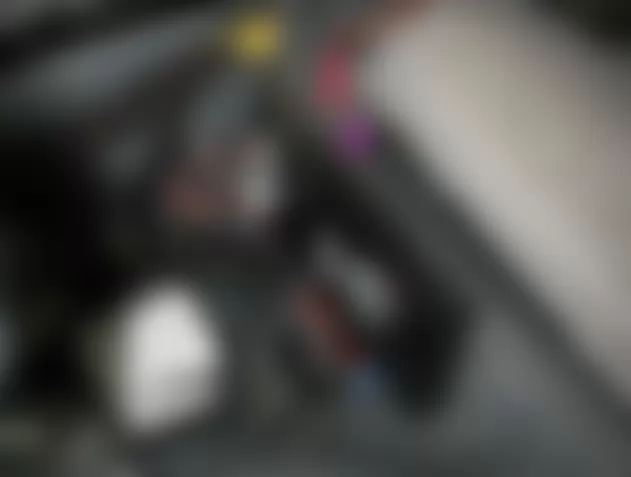 Mercedes-Benz R320 2009 - Component Locations -  Under Right Front Seat