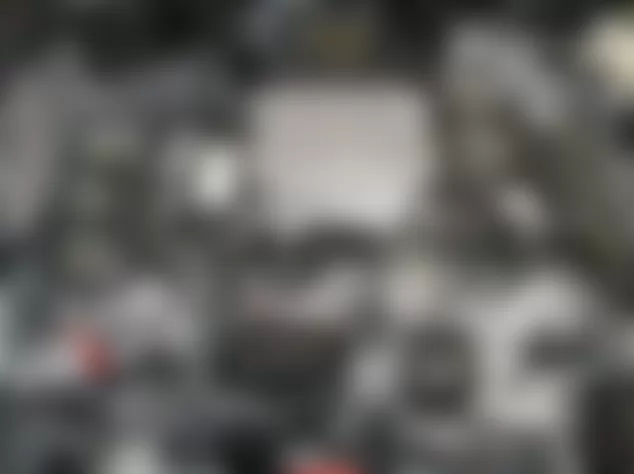 Mercedes-Benz R350 2009 - Component Locations -  Right Front Of Engine (M272)