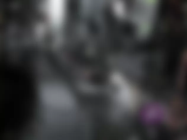 Mercedes-Benz R350 2009 - Component Locations -  Under Left Side Of Dash