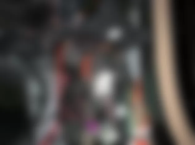 Mercedes-Benz R350 2009 - Component Locations -  Behind Right Kick Panel