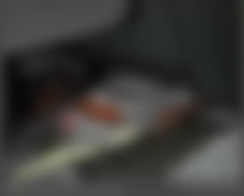 Mercedes-Benz S550 4Matic 2009 - Component Locations -  Front Center Console