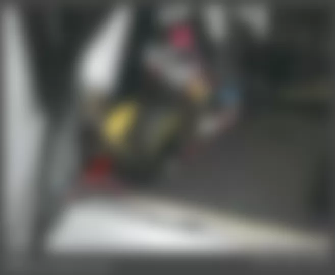 Mercedes-Benz S63 2009 - Component Locations -  Identifying Right Rear ETR Igniton Squib