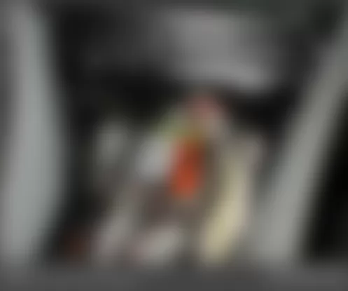 Mercedes-Benz SL600 2009 - Component Locations -  Under Front Of Center Console