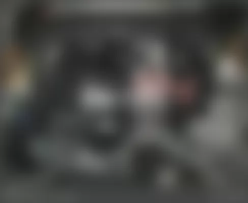 Mercedes-Benz SLK55 2009 - Component Locations - Front Of Engine