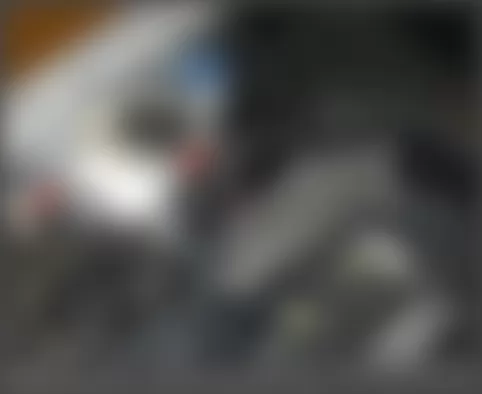 Mercedes-Benz SLK55 2009 - Component Locations - Right Side Of Engine Compartment