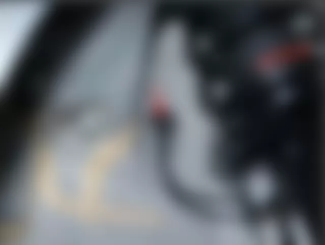 Mercedes-Benz C350 Sport 2010 - Component Locations -  Right Front Wheelwell