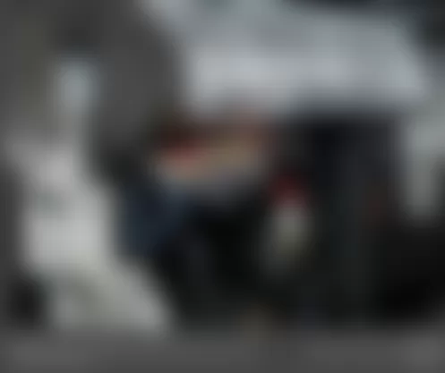 Mercedes-Benz C63 2010 - Component Locations -  Under Dash, Above Steering Column