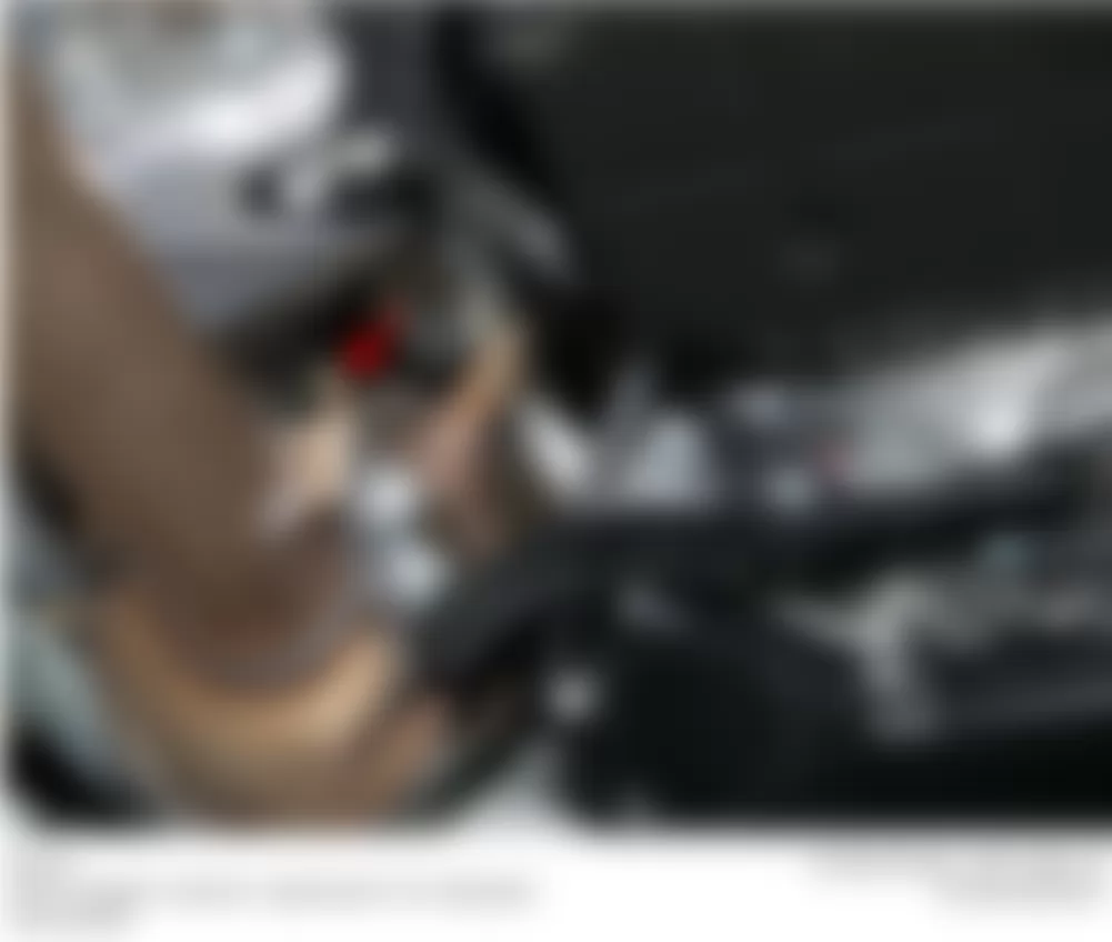 Mercedes-Benz C63 2010 - Component Locations -  Underbody