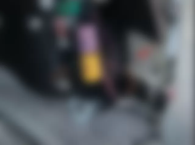 Mercedes-Benz C63 2010 - Component Locations -  Right Side Of Trunk