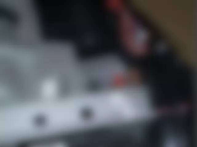 Mercedes-Benz C63 2010 - Component Locations -  Under Right Front Seat