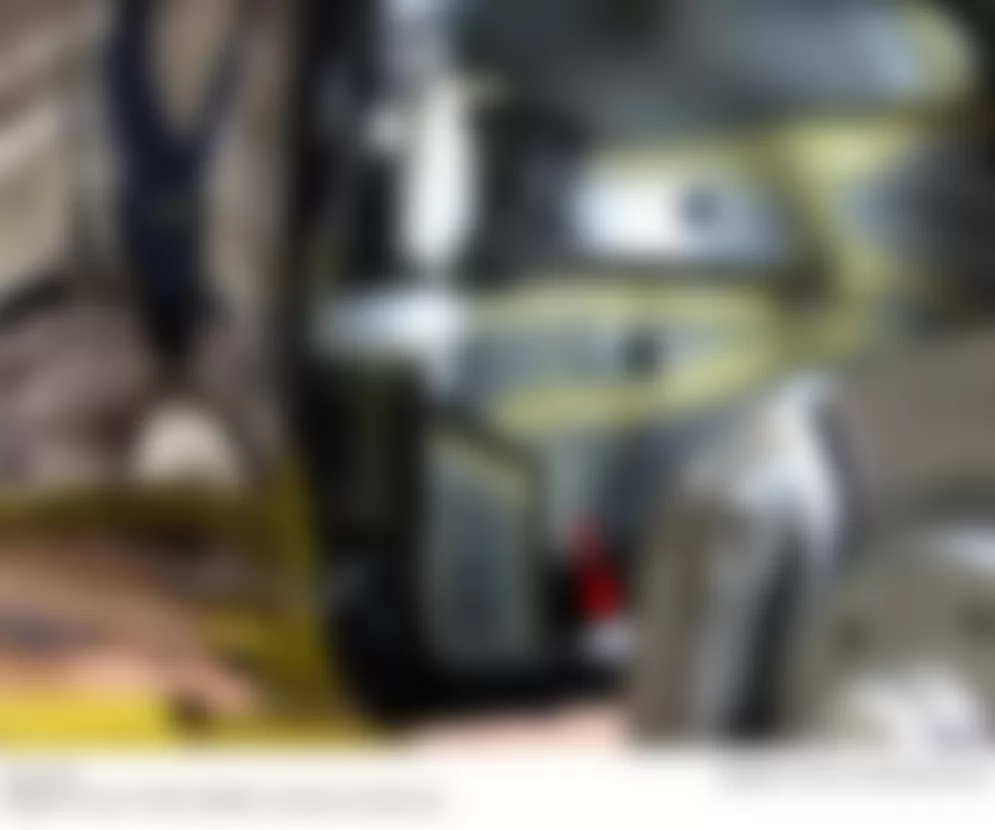 Mercedes-Benz CLS550 2010 - Component Locations -  Right Front Wheelhouse