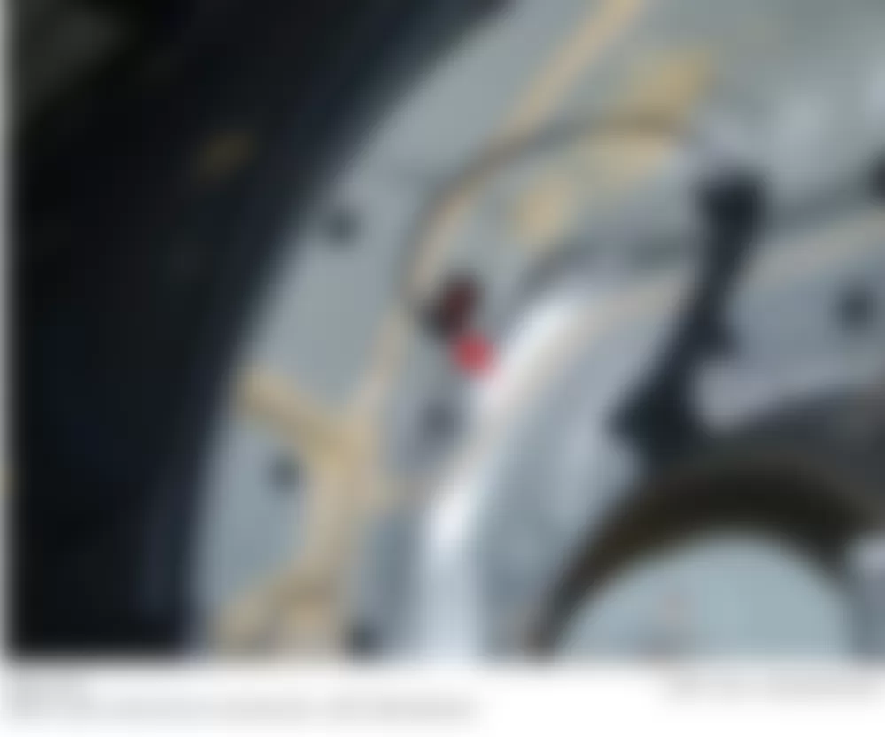 Mercedes-Benz GLK350 2010 - Component Locations -  Left Rear Wheelhouse