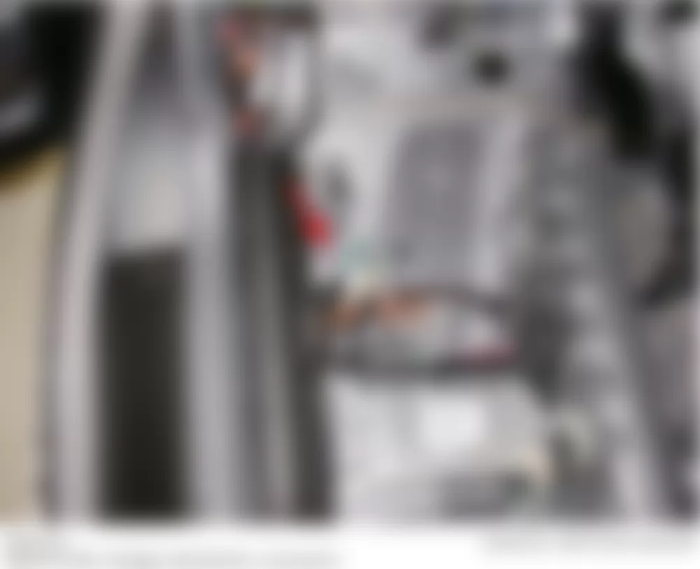 Mercedes-Benz ML350 2010 - Component Locations -  Left Front Doorsill (Hybrid)