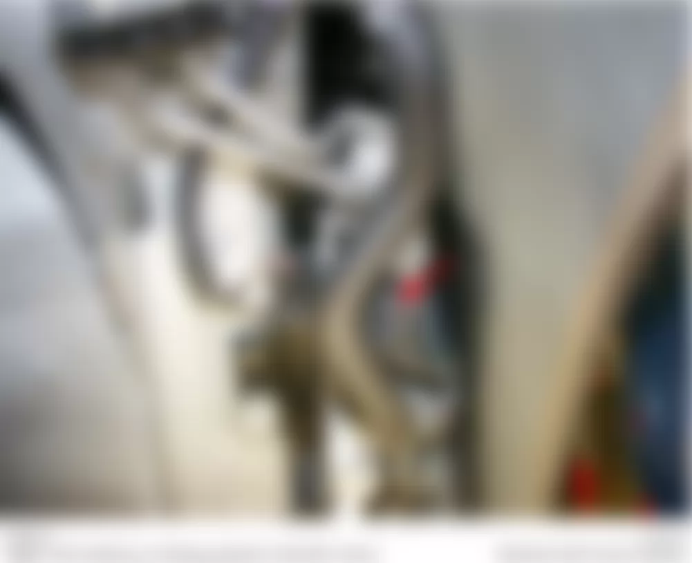 Mercedes-Benz ML350 4Matic 2010 - Component Locations -  Behind Left Front Fender (Hybrid)