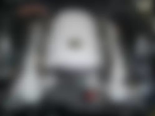 Mercedes-Benz ML550 2010 - Component Locations -  Right Front Of Engine (6.3L)